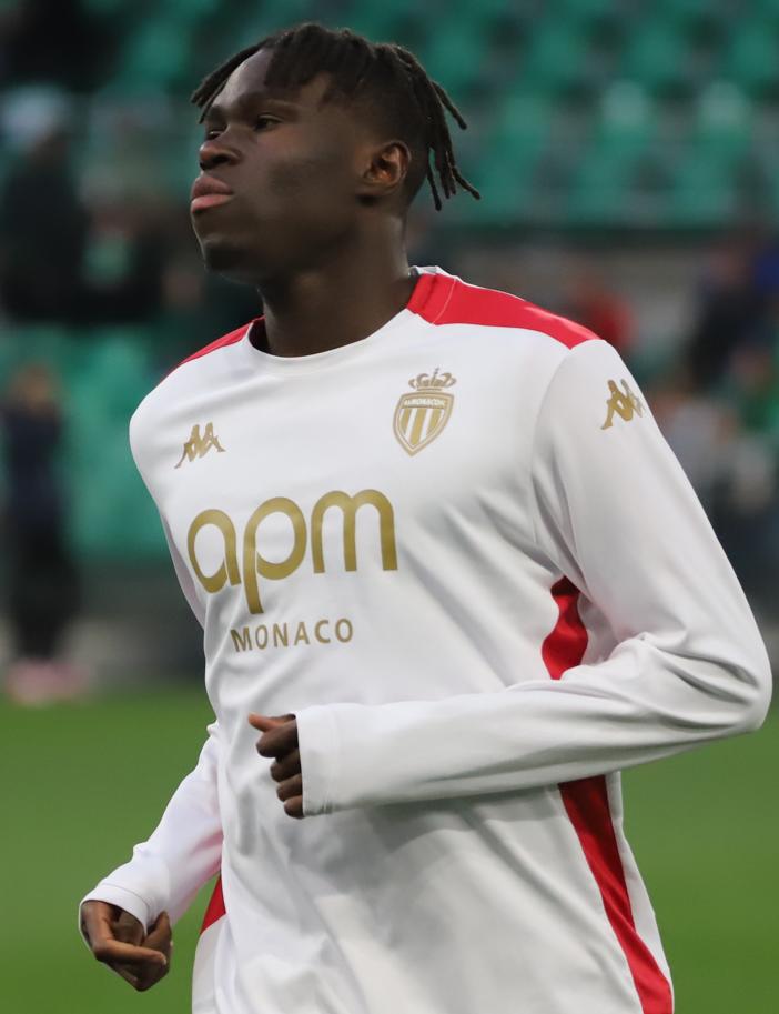 Wilfried Singo 3 ay sahalardan uzak kalacak