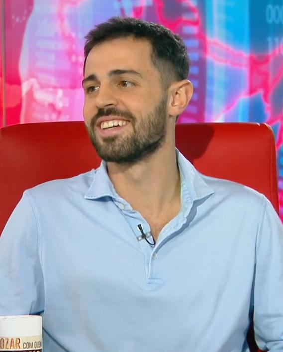 Bernardo Silva, Khusanov'u teselli ederken görüntülendi